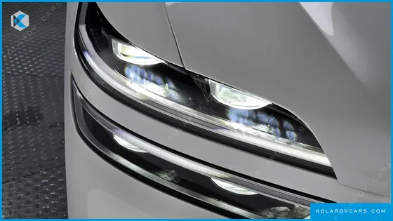 GENESIS GV70 2.5T GASOLINE 2WD