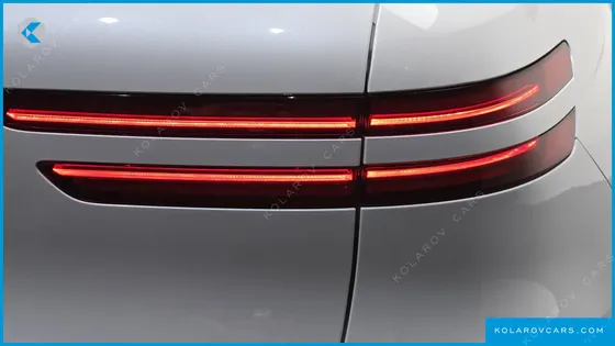 GENESIS GV70 2.5T GASOLINE 2WD
