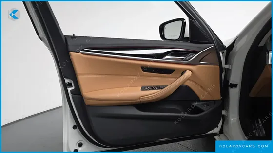 BMW 5 SERIES 520I LUXURY
