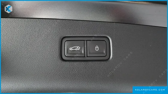 GENESIS GV70 2.5T GASOLINE 2WD