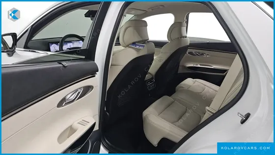 GENESIS GV70 2.5T GASOLINE 2WD