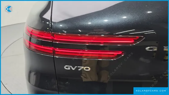 GENESIS GV70 2.5T GASOLINE 2WD