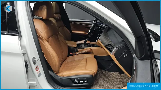 BMW 5 SERIES 520D XDRIVE M SPORT PACKAGE PLUS