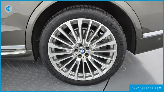 BMW X7 XDRIVE 40I DESIGN PURE EXCELLENCE 7-SEATER