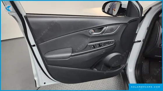 HYUNDAI KONA MODREN
