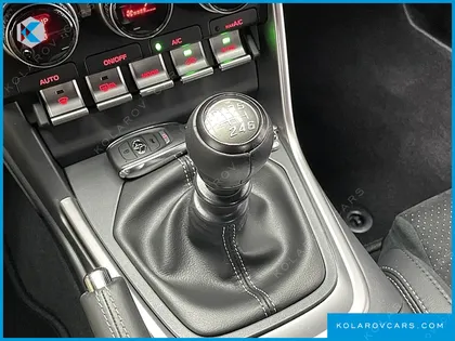 TOYOTA 86 2.4 PREMIUM