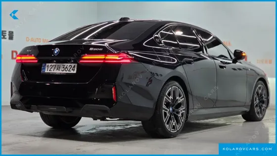 BMW 5 SERIES 530E M SPORT