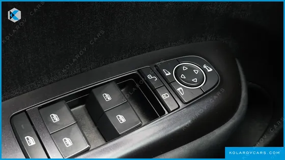 BYD DOLPHIN BASE