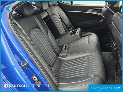 GENESIS G70 2.0T AWD