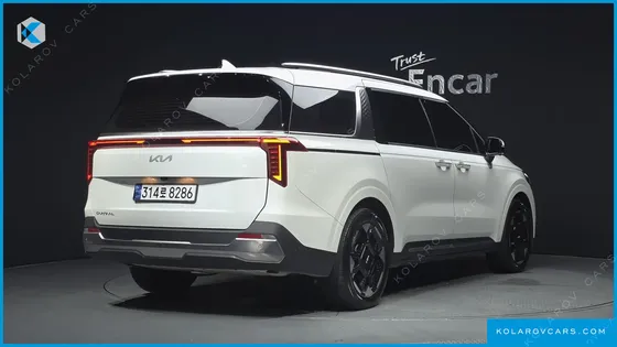 KIA CARNIVAL 9-SEATER NOBLESSE
