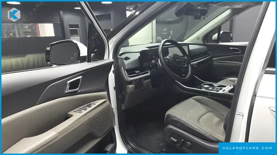 KIA CARNIVAL 9-SEATER NOBLESSE