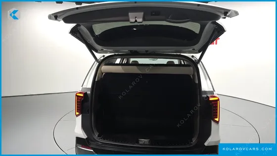 KIA CARNIVAL GASOLINE 9-SEATER SIGNATURE