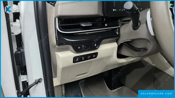 KIA CARNIVAL GASOLINE 9-SEATER HI LIMOUSINE (7-SEATER LIMOUSINE(SPECIAL VEHICLE)