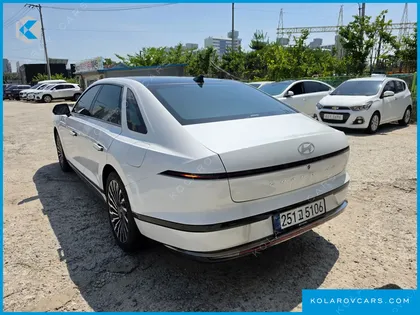 HYUNDAI GRANDEUR CALLIGRAPHY