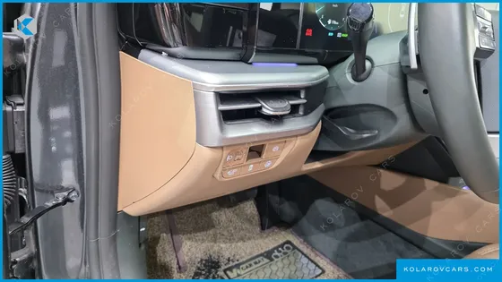 HYUNDAI GRANDEUR PREMIUM