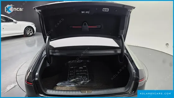 HYUNDAI GRANDEUR PREMIUM