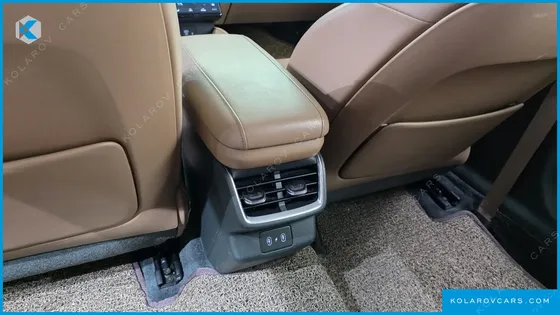HYUNDAI GRANDEUR PREMIUM