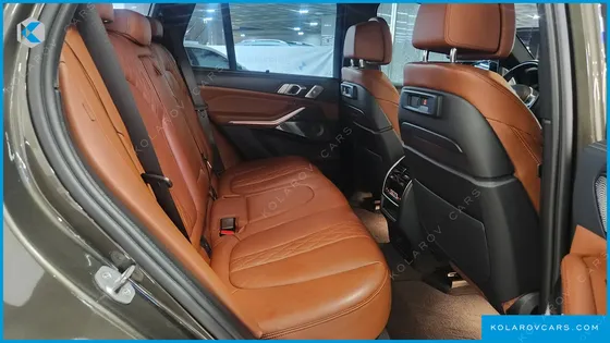 BMW X5 M50I