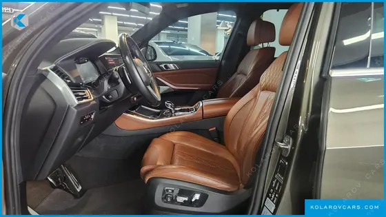 BMW X5 M50I