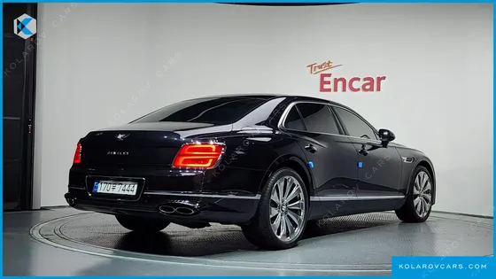 BENTLEY FLYING SPUR 4.0