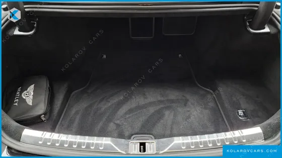 BENTLEY FLYING SPUR 4.0