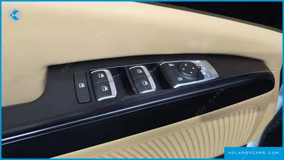 KIA CARNIVAL 9-SEATER PRESTIGE