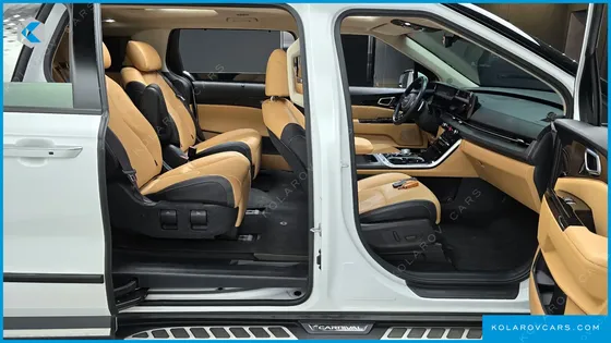 KIA CARNIVAL 7-SEATER SIGNATURE