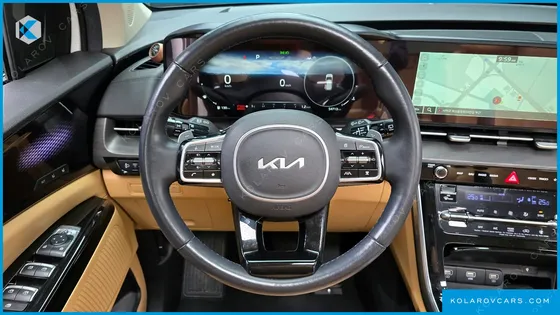 KIA CARNIVAL 7-SEATER SIGNATURE