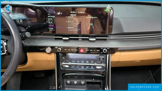 KIA CARNIVAL 7-SEATER SIGNATURE