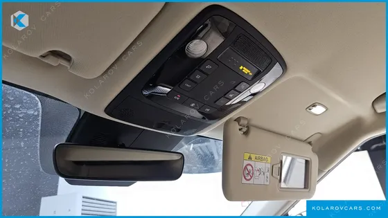 KIA CARNIVAL 7-SEATER HI-LIMOUSINE