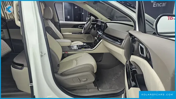 KIA CARNIVAL GASOLINE 4-SEATER HI-LIMOUSINE