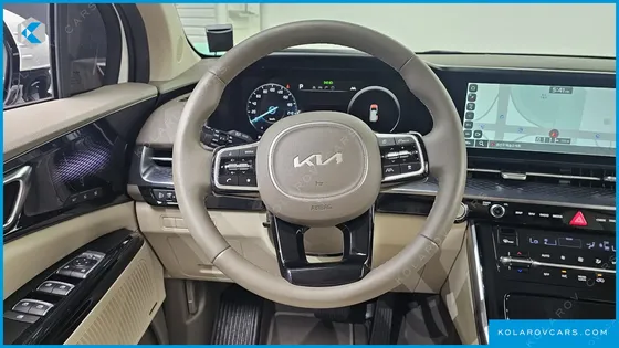 KIA CARNIVAL GASOLINE 4-SEATER HI-LIMOUSINE
