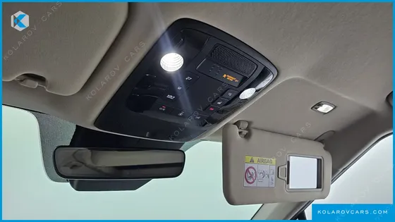 KIA CARNIVAL GASOLINE 4-SEATER HI-LIMOUSINE