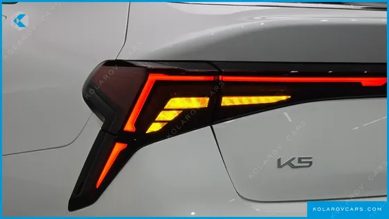 KIA K5 SIGNATURE