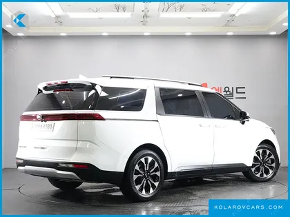 KIA CARNIVAL 9-SEATER PRESTIGE