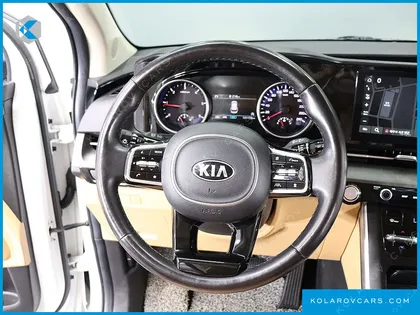 KIA CARNIVAL 9-SEATER PRESTIGE