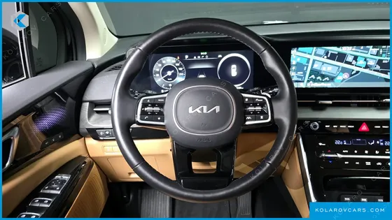 KIA CARNIVAL GASOLINE 9-SEATER SIGNATURE