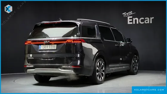 KIA CARNIVAL GASOLINE 7-SEATER NOBLESSE