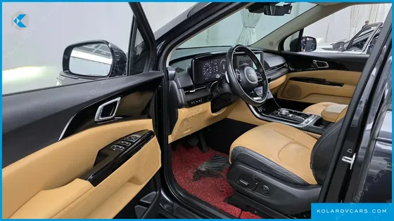 KIA CARNIVAL GASOLINE 7-SEATER NOBLESSE
