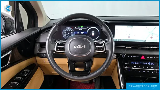 KIA CARNIVAL GASOLINE 7-SEATER NOBLESSE