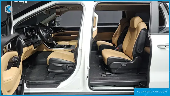 KIA CARNIVAL 9-SEATER PRESTIGE