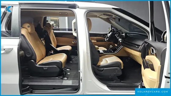 KIA CARNIVAL 9-SEATER PRESTIGE