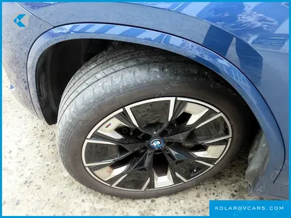 BMW IX3 M SPORTS