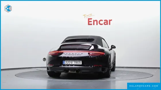 PORSCHE 911 CARRERA 4 GTS CABRIOLET