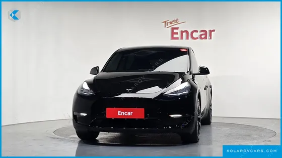 TESLA MODEL Y STANDARD RANGE RWD