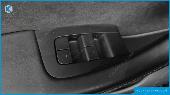 TESLA MODEL Y STANDARD RANGE RWD