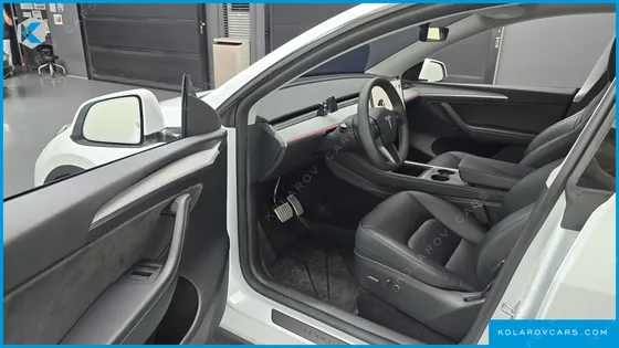 TESLA MODEL Y RWD