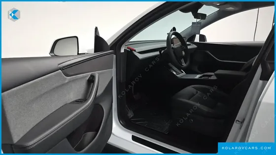 TESLA MODEL Y RWD