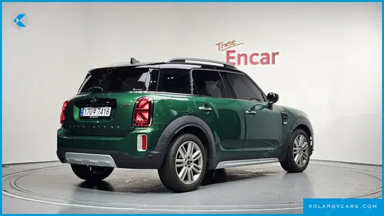 MINI COUNTRYMAN CLASSIC PLUS LAUNCH PACK