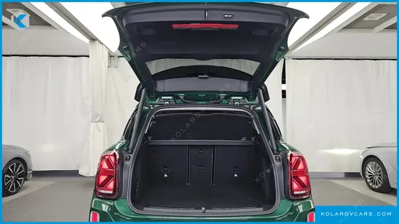 MINI COUNTRYMAN CLASSIC PLUS LAUNCH PACK